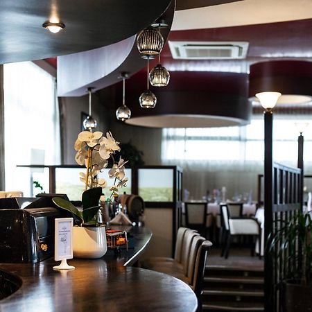Aviator Hotel Restauracja & Spa Pabianice Kültér fotó