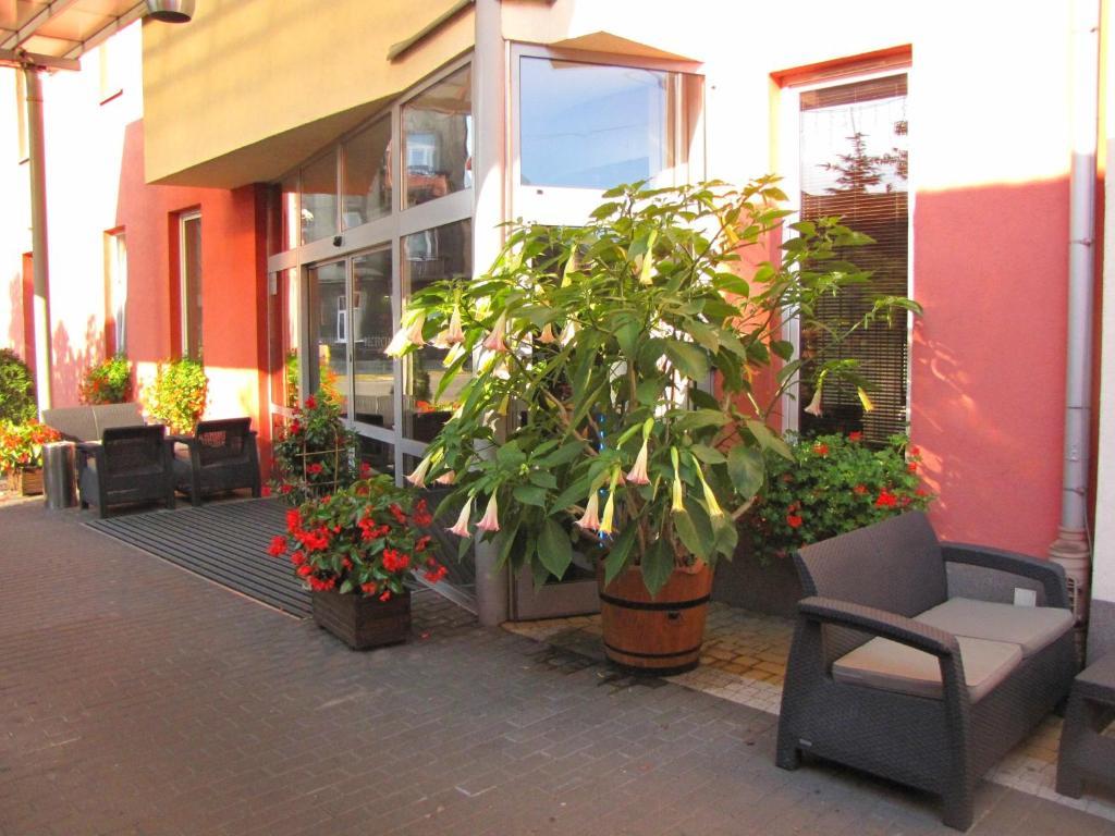 Aviator Hotel Restauracja & Spa Pabianice Kültér fotó